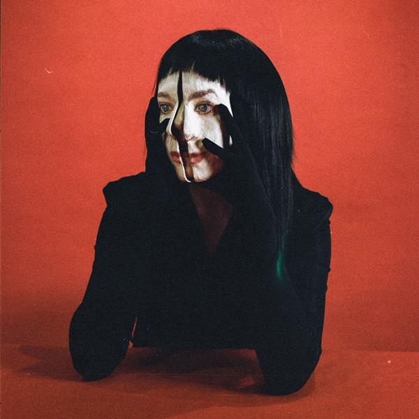 Allie X – Girl With No Face
