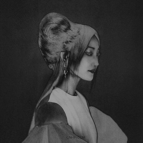 Hinako Omori – stillness, softness…