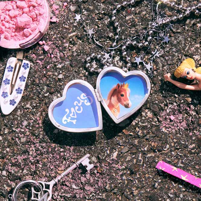 Hearts2Hearts – FOCUS – The 1st Mini Album – EP