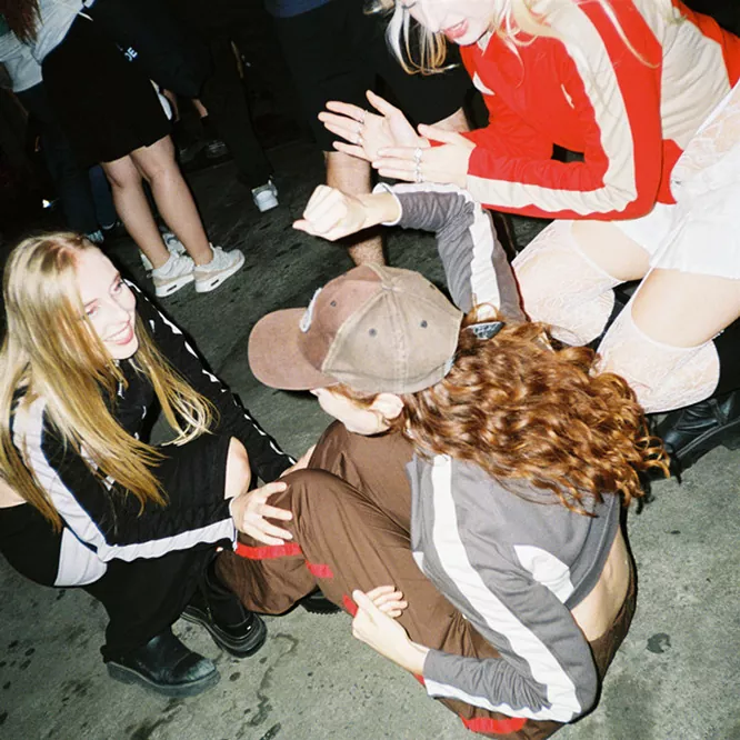 blusher – rager