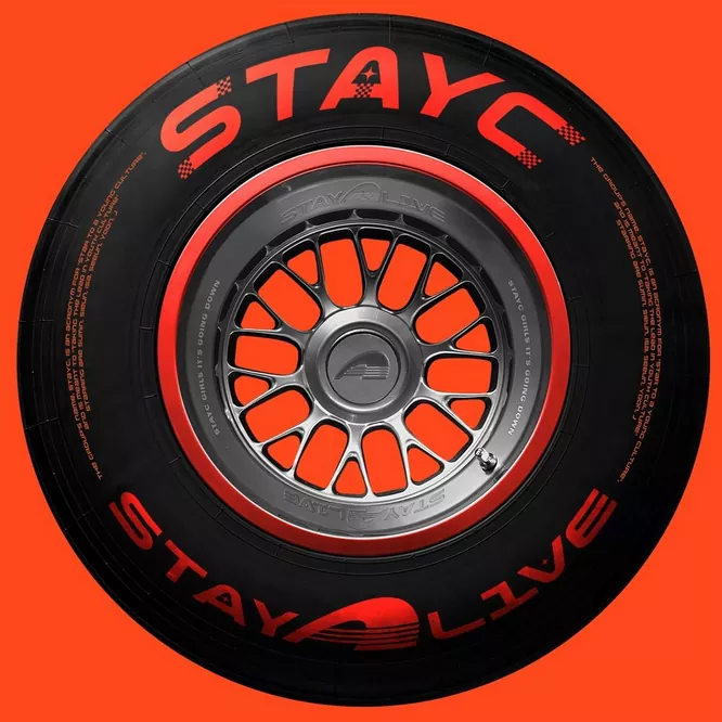 STAYC – STAY ALIVE
